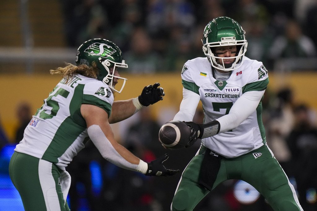 MVP на Grey Cup Тревър Харис подписа едногодишно удължаване на