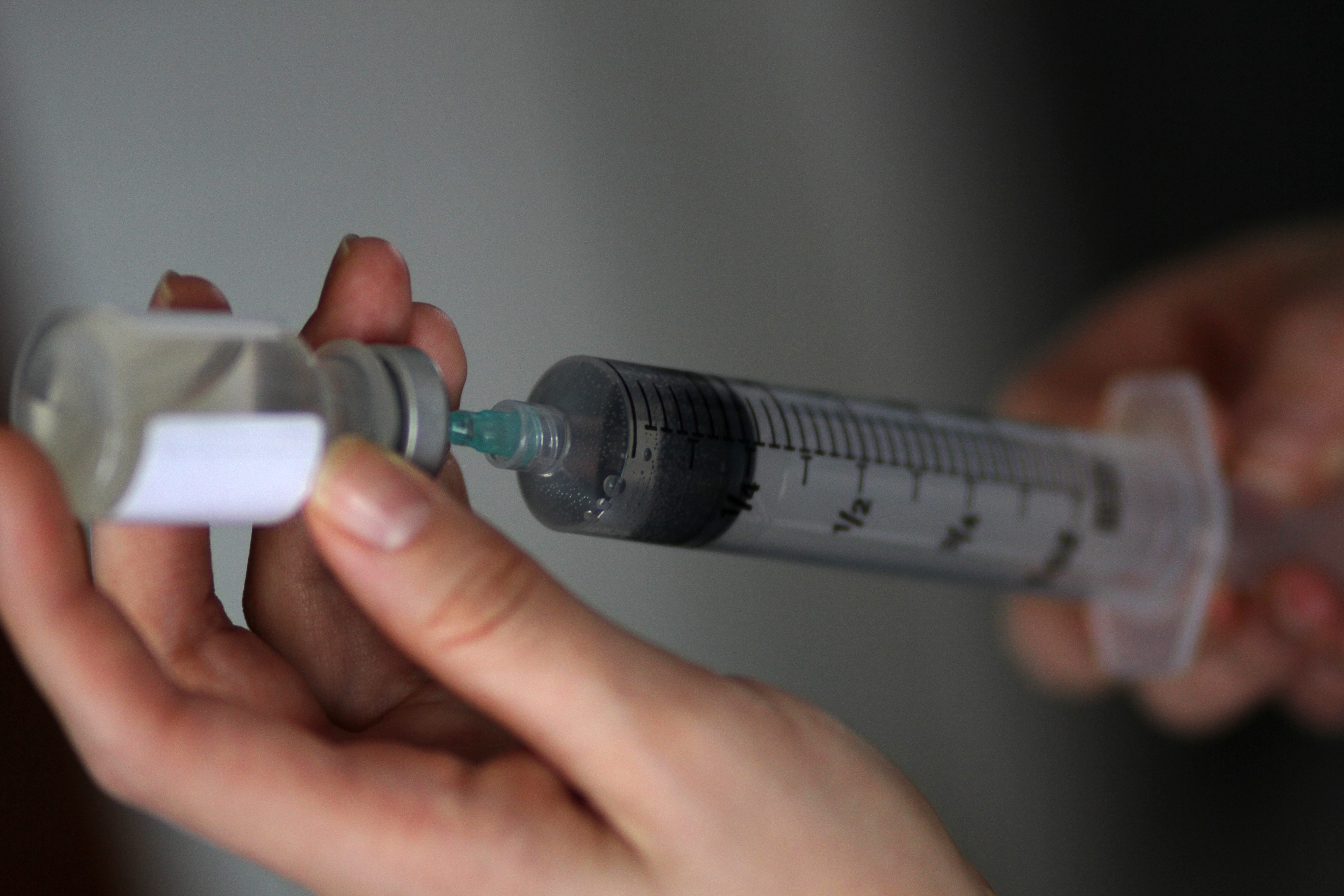 Докато канадците се събират за празниците тази седмица нов щам