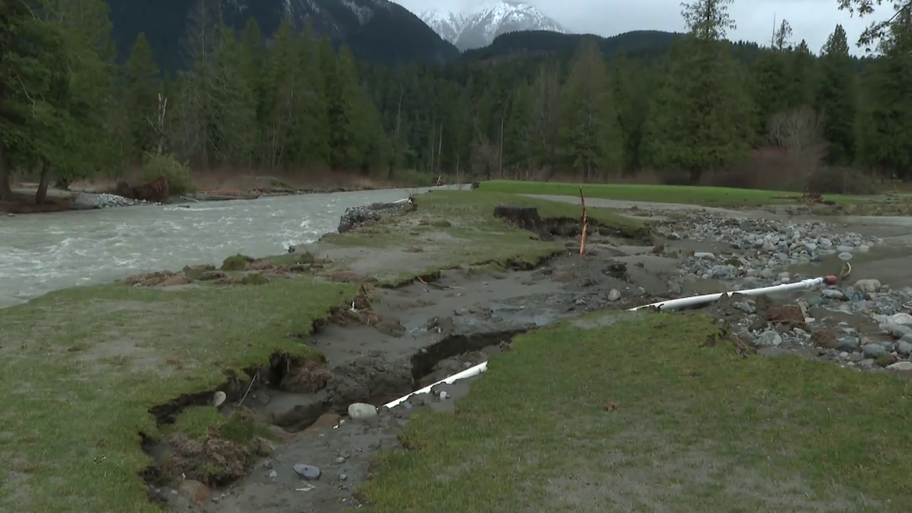Atmospheric river causes Coquihalla River to cut right through Hope golf course