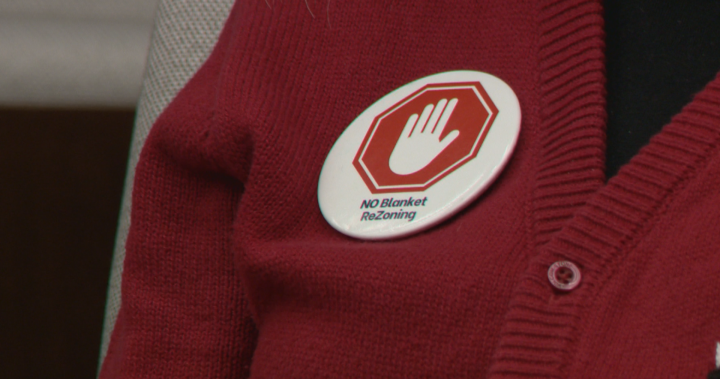 Градският съвет на Калгари стартира процес за отмяна на презонирането в целия град с пролетно публично изслушване