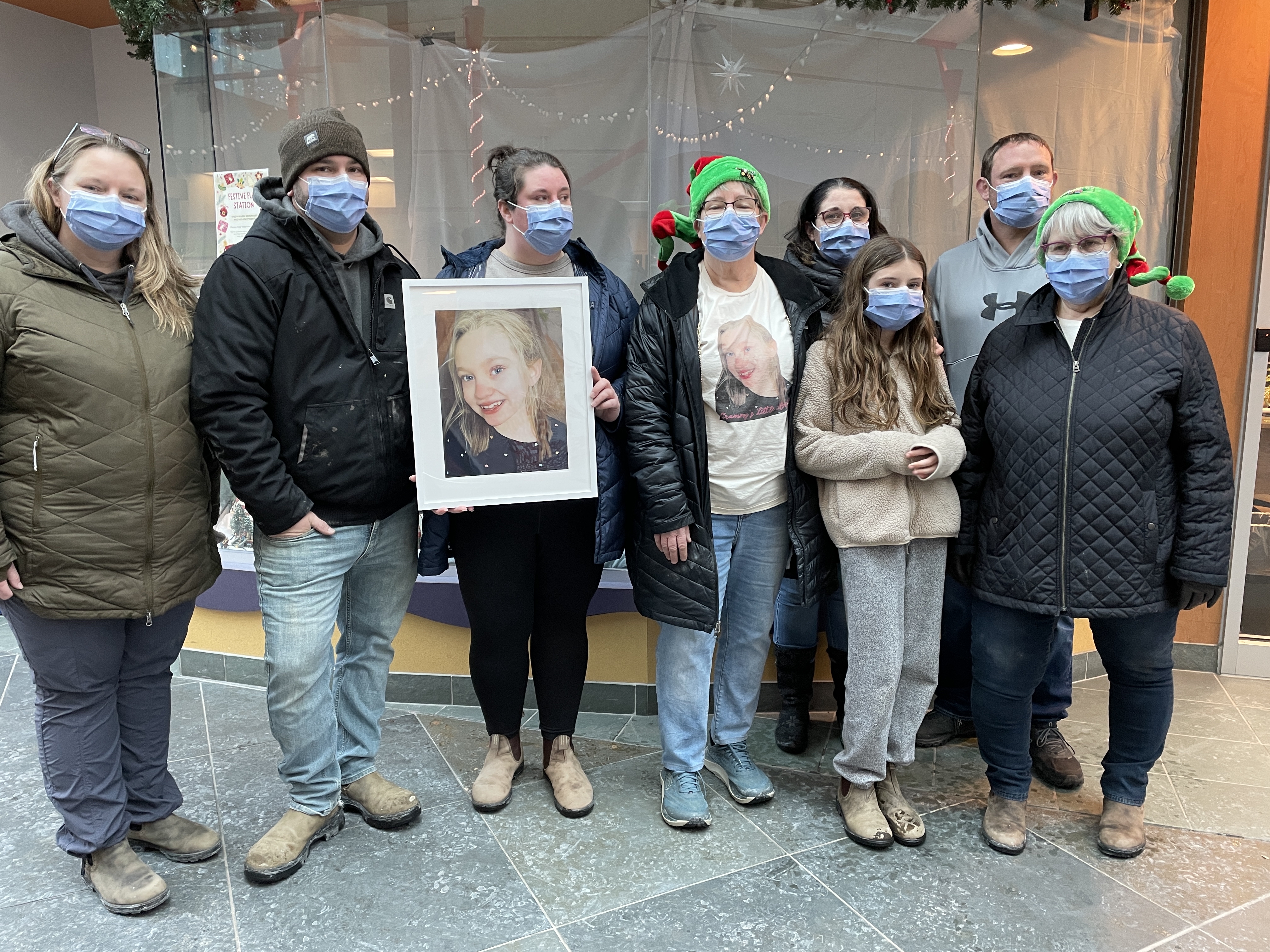 „За нашето малко момиченце“: Семейство организира възпоменателна игра с играчки за деца в N.S. болница