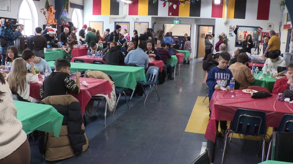 Hundreds of people enjoyed a holiday feast at Rossbrook House on Christmas Eve.