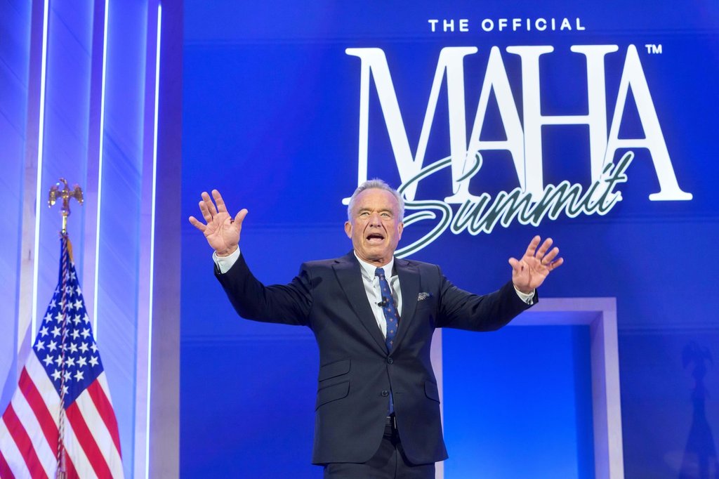 САЩ предприеха безпрецедентната стъпка в понеделник за да премахнат броя