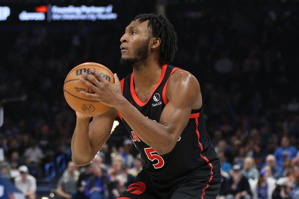 Пойнтгардът на Торонто Раптърс Имануел Куикли бе обявен за играч