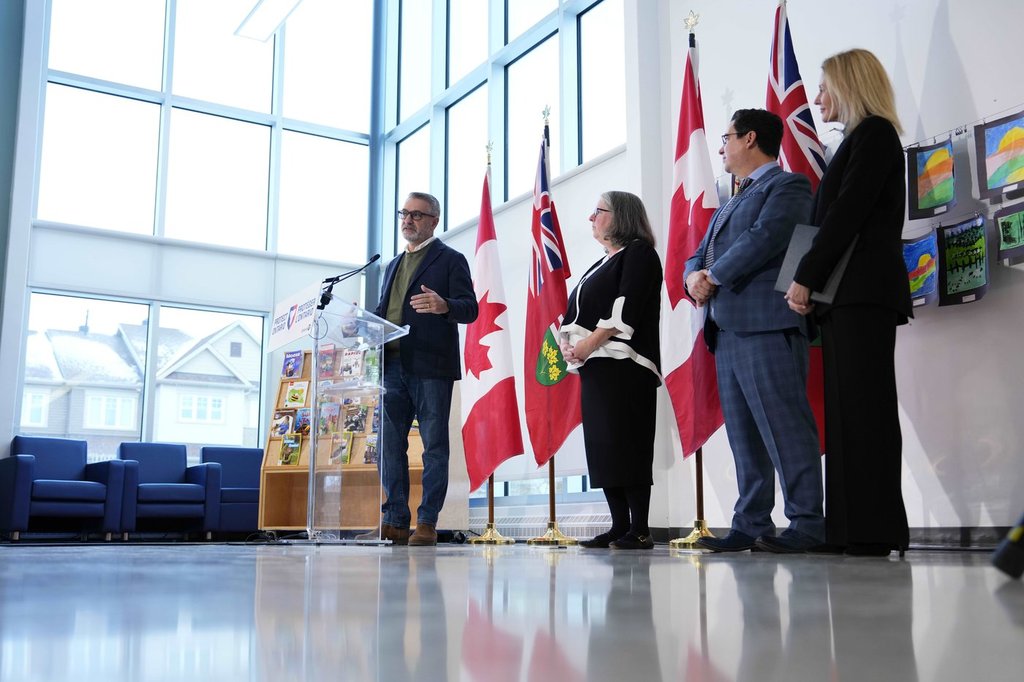 Председателят на училищния съвет поет наскоро от министъра на образованието