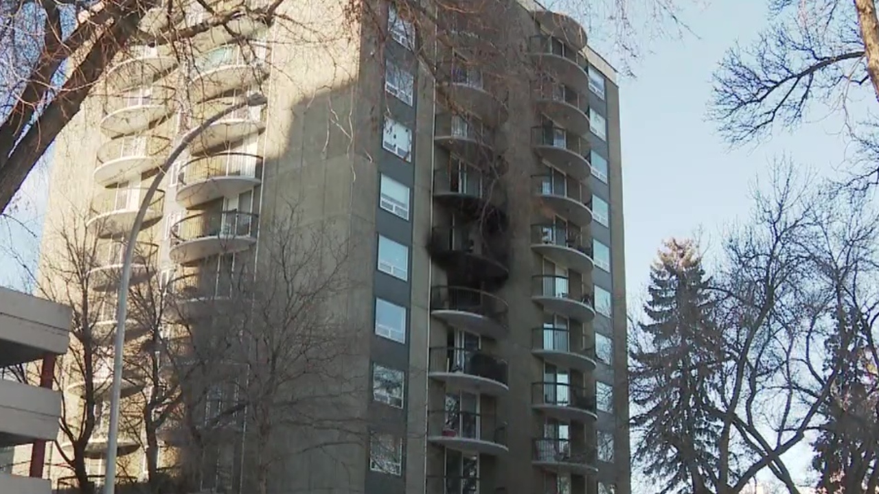 Смята се че батерия е отговорна за пожара който принуди