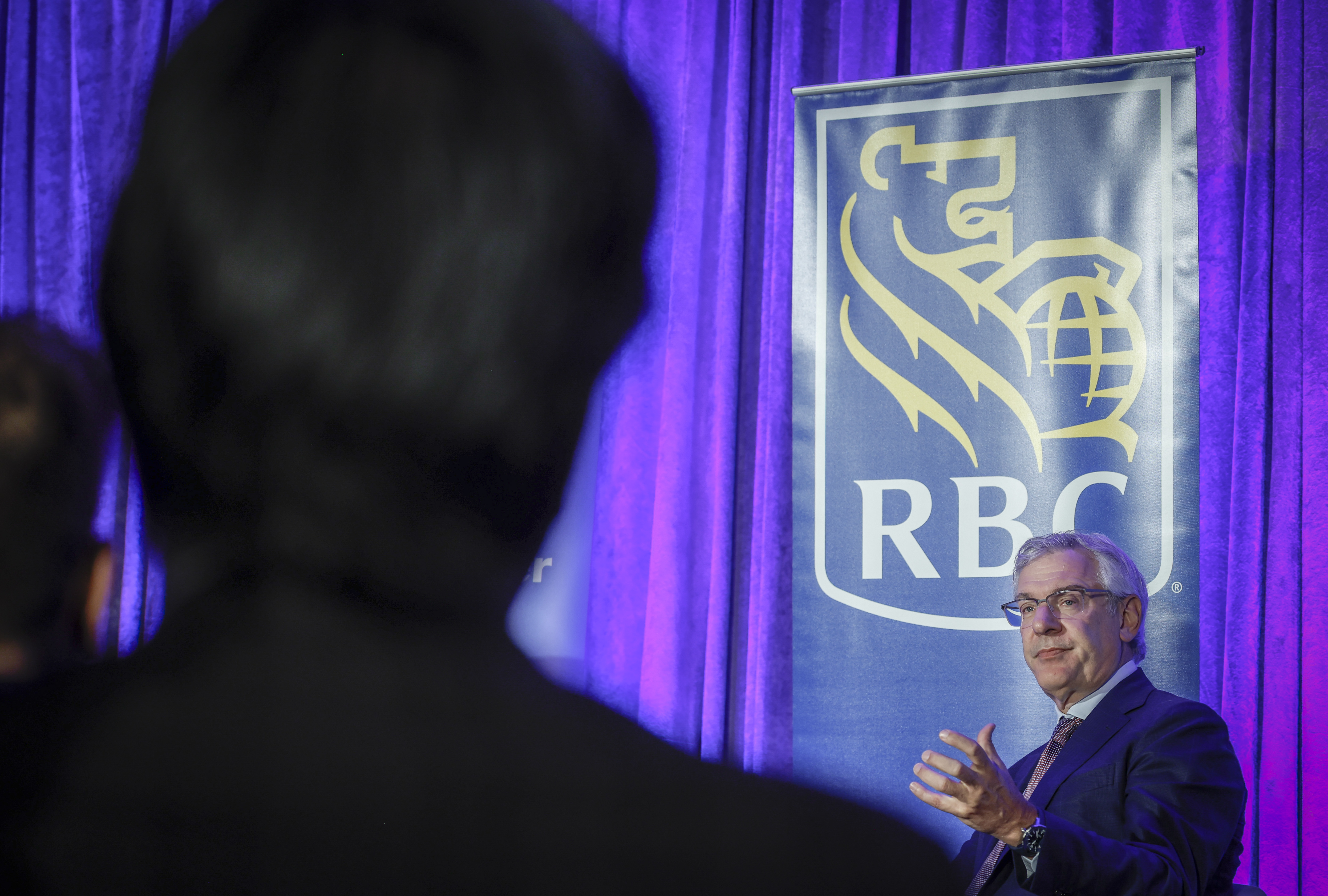 Националната сигурност и нарастващото неравенство са два от най големите