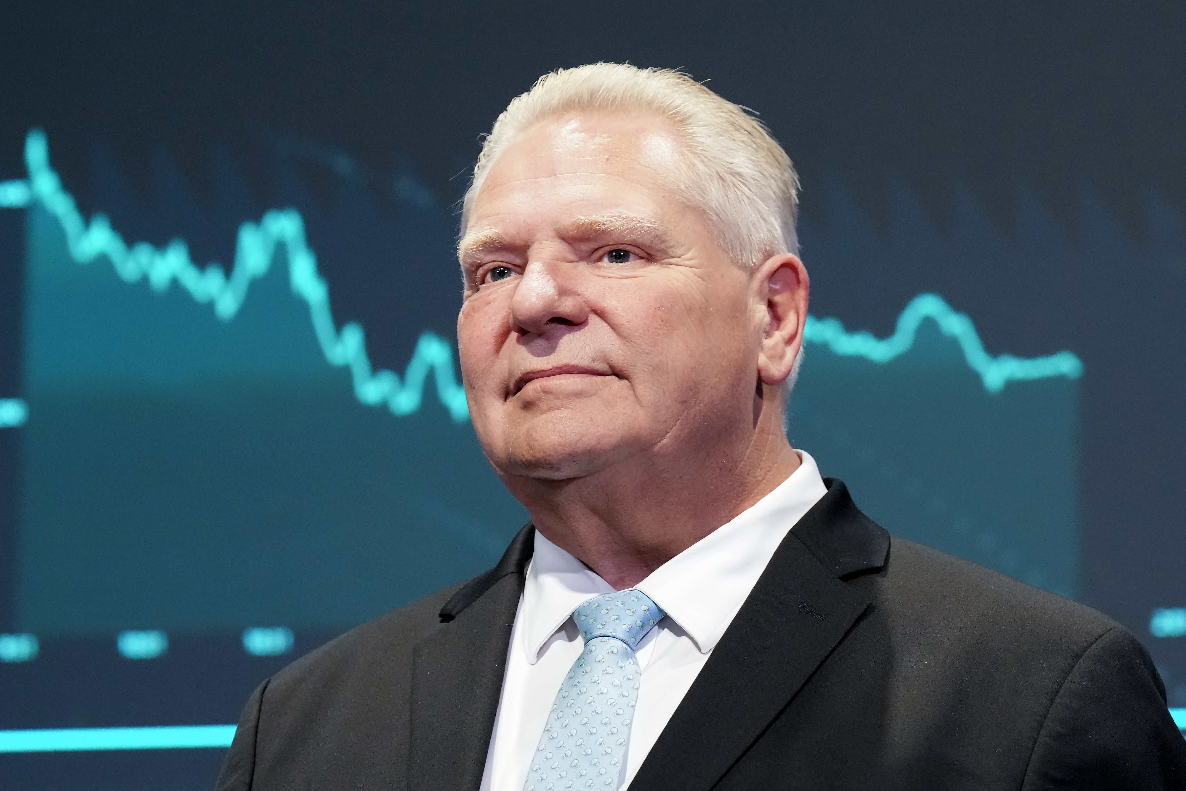 Съдът в Онтарио постановява Дъг Форд да предаде личните телефонни записи