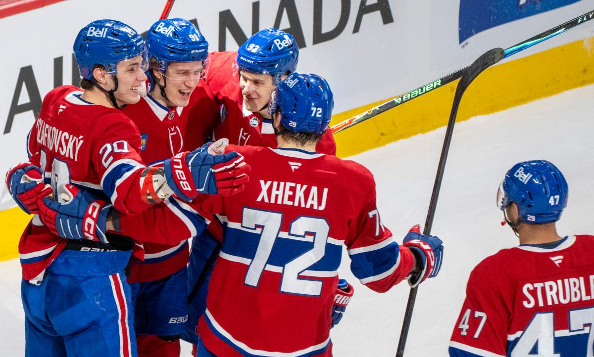 Montreal Canadiens' Oliver Kapanen (91) celebrates his goal over Florida Panthers with teammates Juraj Slafkovsky (20), Ivan Demidov (93), Arber Zhekaj (72) and Jayden Struble (47) during first period NHL hockey action in Montreal on Thursday, Jan. 8, 2026. 