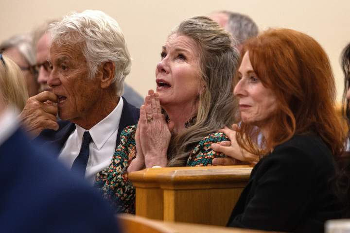 Timothy Busfield released from jail pending trial in child sex abuse ...