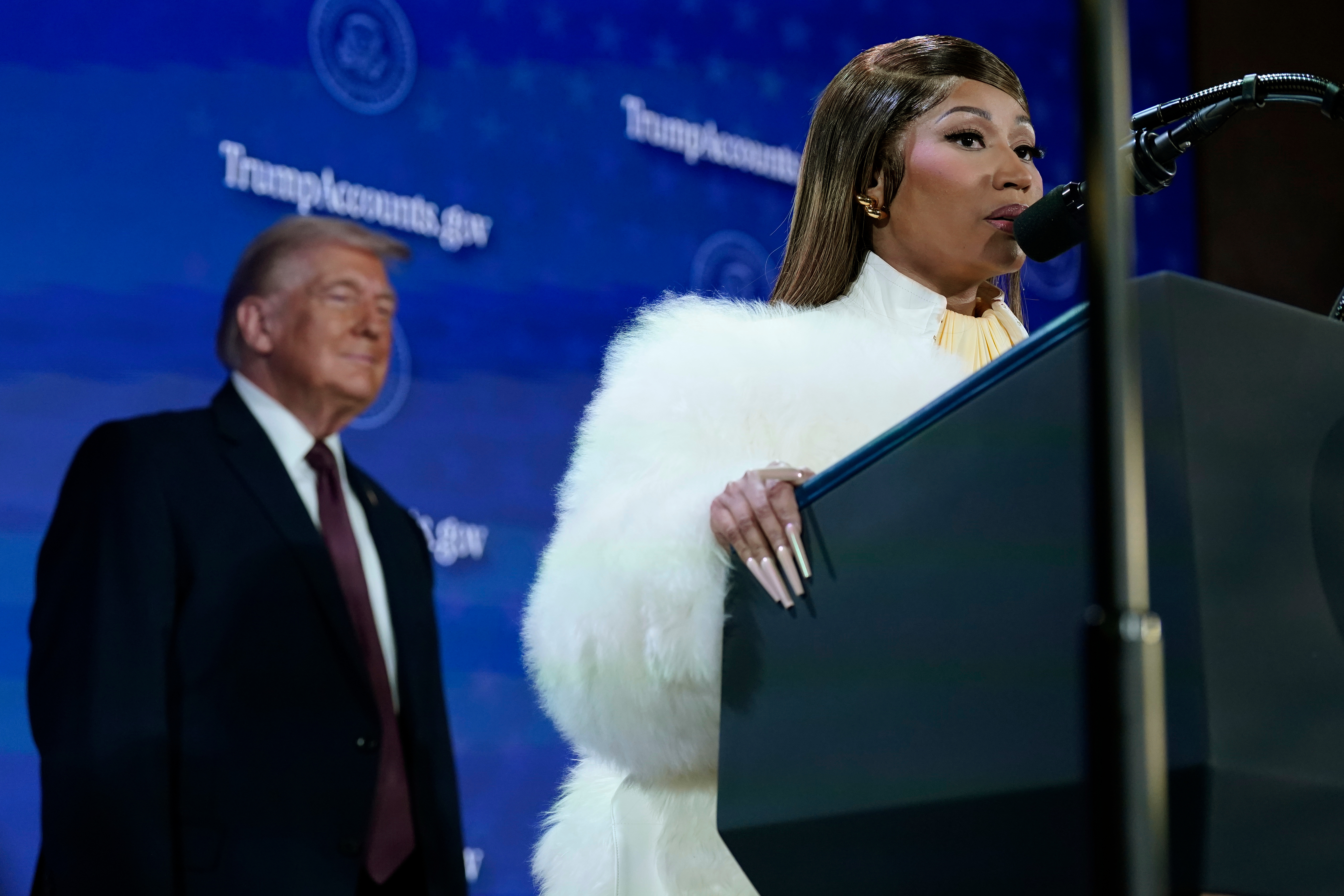 Рапърът Ники Минаж описа себе си като фен номер едно