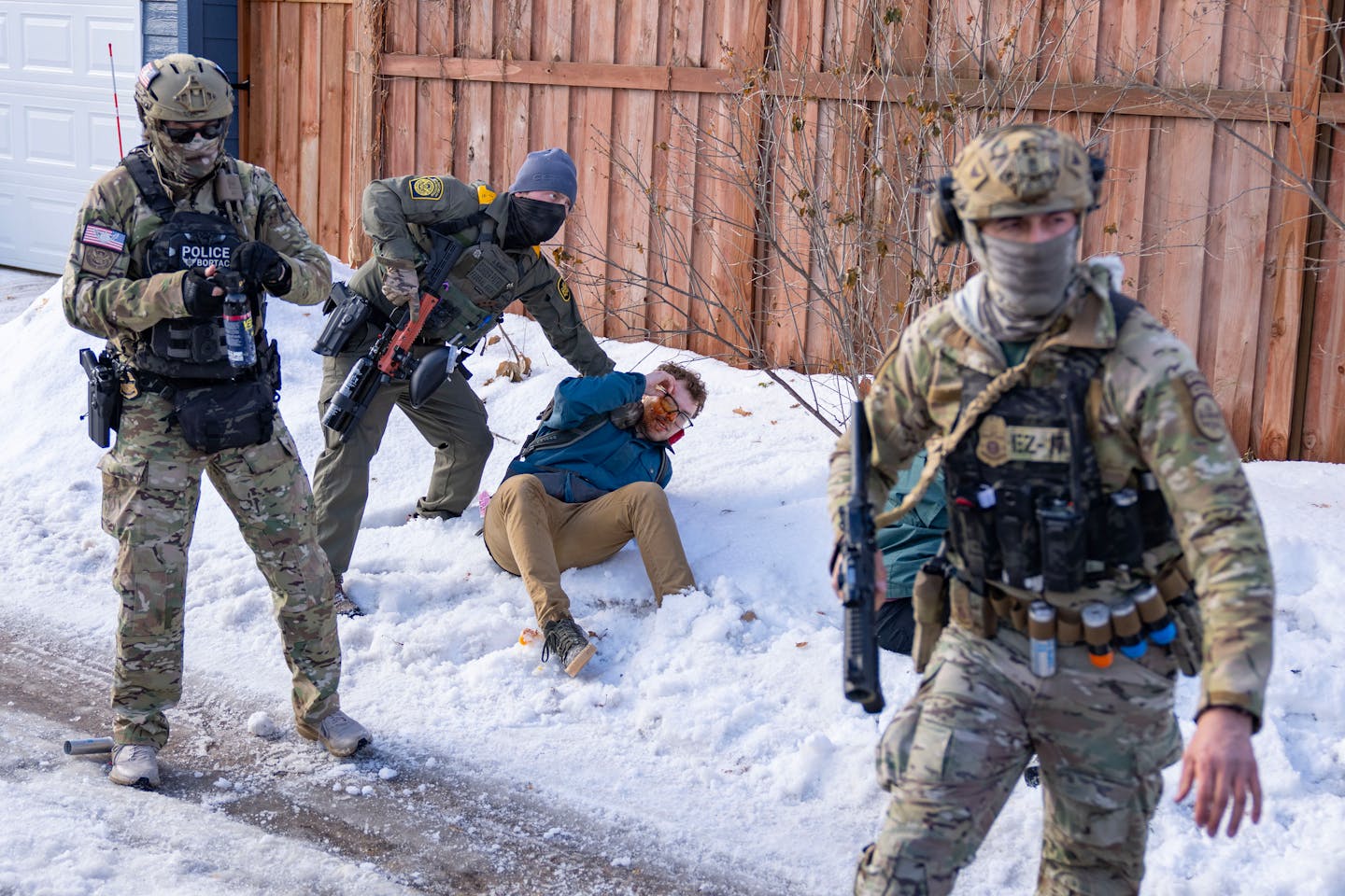 Още стотици агенти на ICE са изпратени в Минесота, казва Кристи Ноем