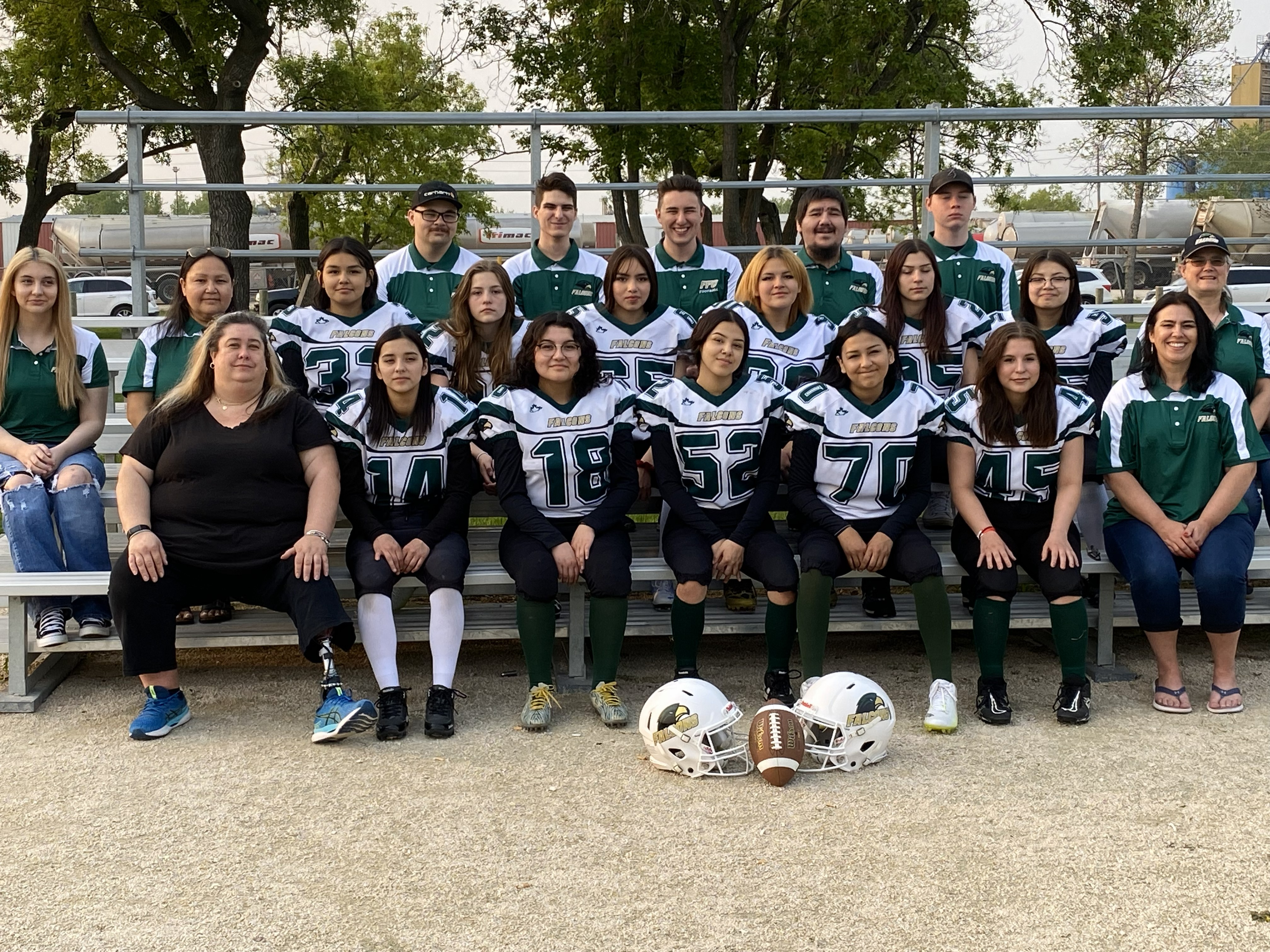 Футболният отбор на момичетата Уинипег получава субсидия, променяща играта