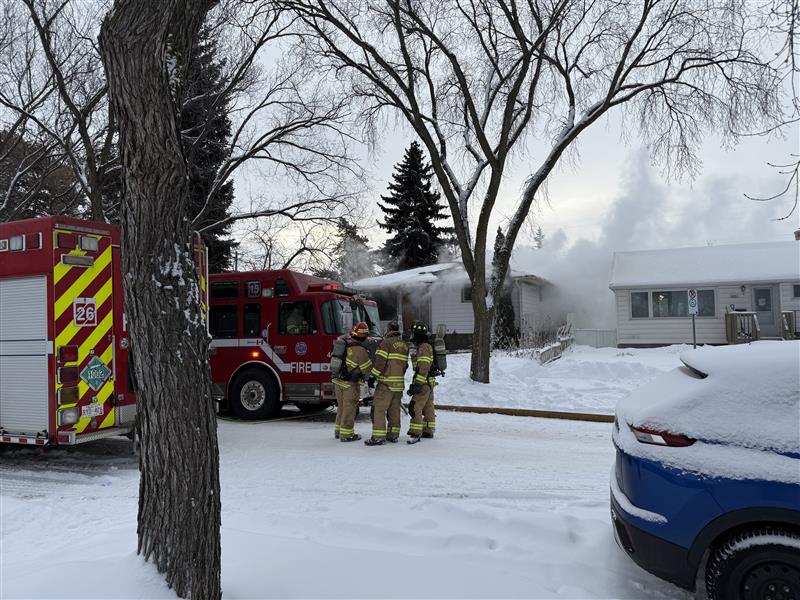 1 човек загина след пожар в къща в Едмънтън рано сутринта