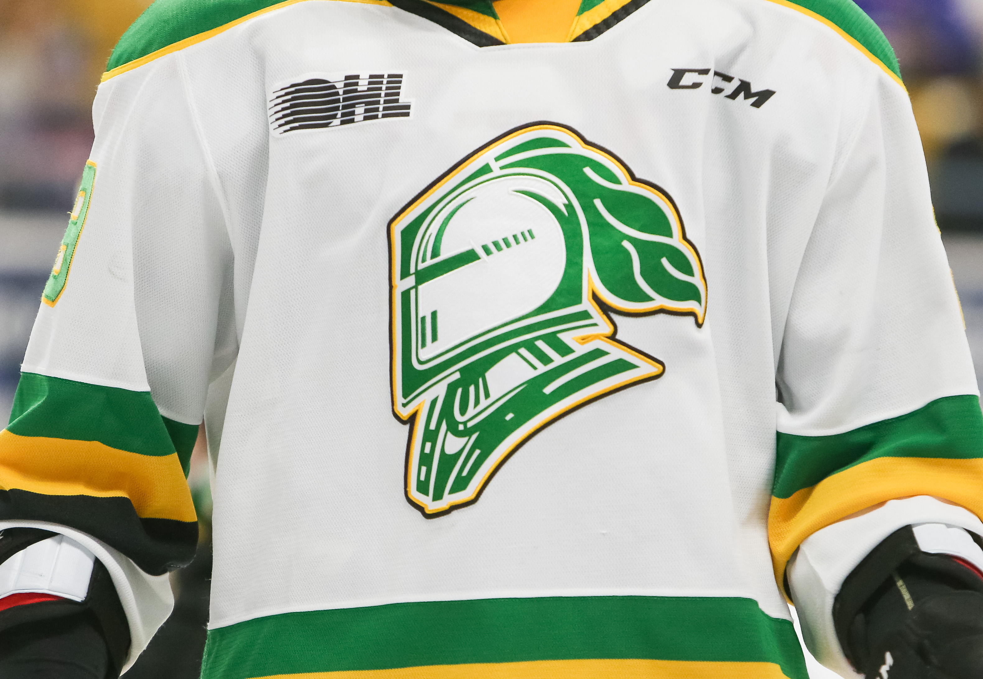 Измамници, представящи се за екипи на OHL, насочени към малки предприятия в измама с доставчици