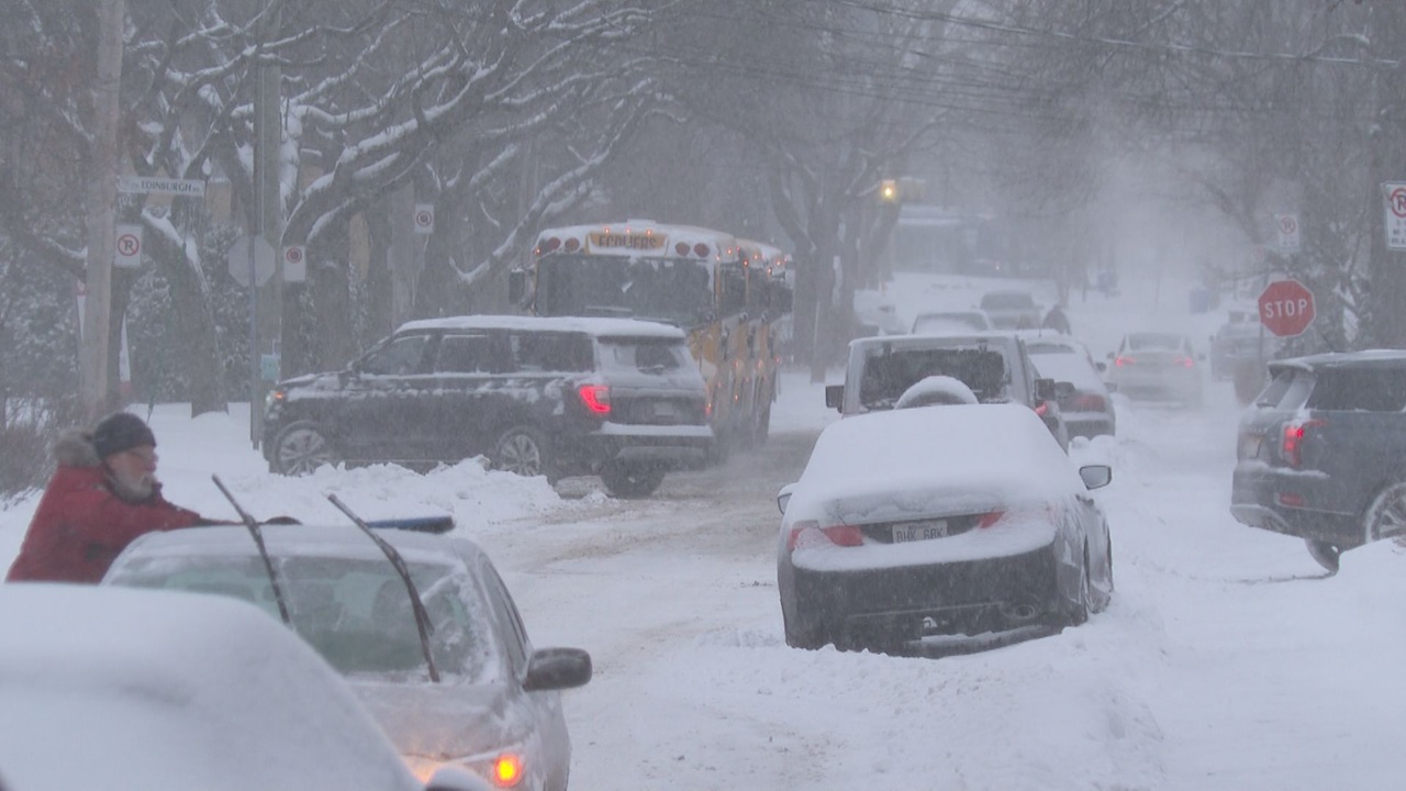 66 годишна жена е мъртва след като тялото й е