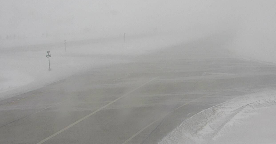 Blowing snow caused highways in southern Manitoba be closed, with RCMP warning drivers of dangerous conditions.