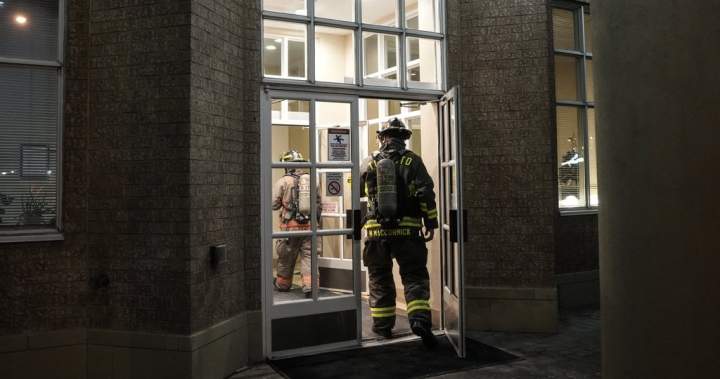 Residents allowed back into one of two Thorncliffe Park condos evacuated due to fire Residents allowed back into one of two Thorncliffe Park condos evacuated due to fire