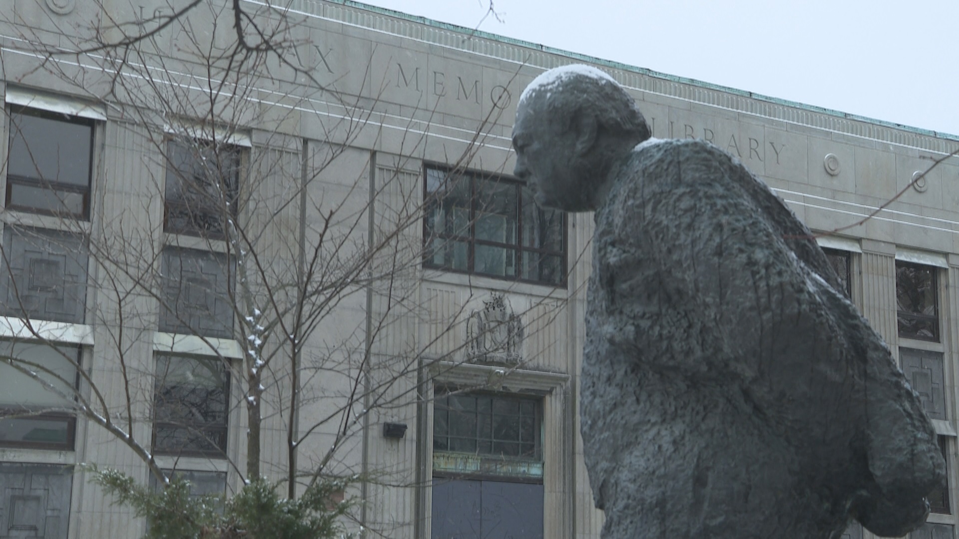Групи за наследство и историци настояват за решение относно мястото на Мемориалната библиотека в Халифакс