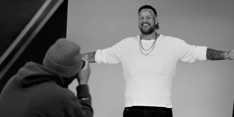 Jelly Roll Reaches 275 Pound Weight Loss Milestone