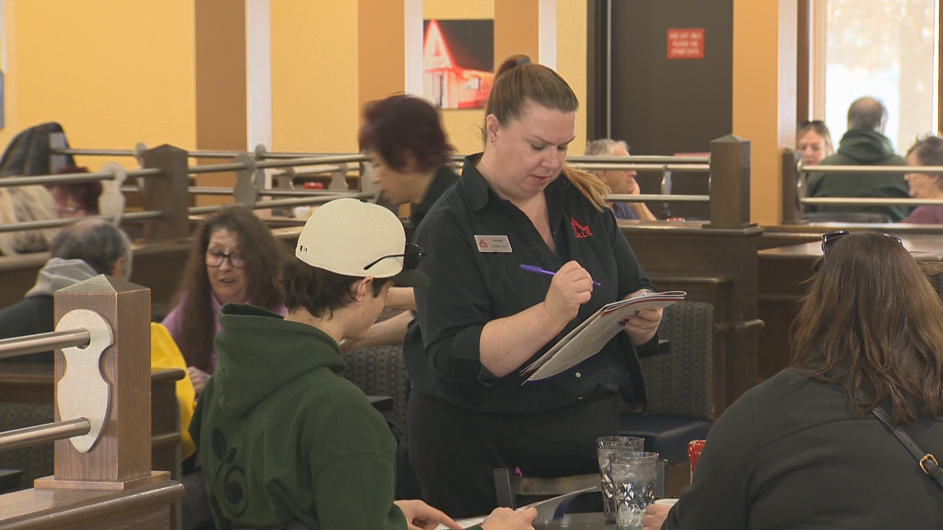 Waitress takes order at Salisbury House