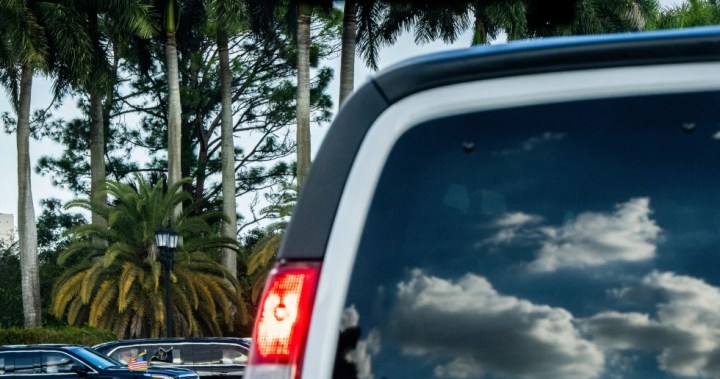 Кортежът на президента Доналд Тръмп мина по различен от обичайния маршрут до