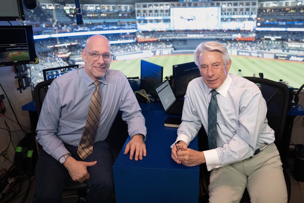 Toronto Blue Jays broadcaster Buck Martinez announces retirement