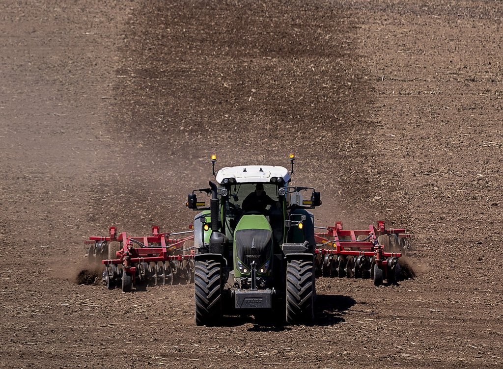Ново проучване казва че докато селското стопанство е основен двигател