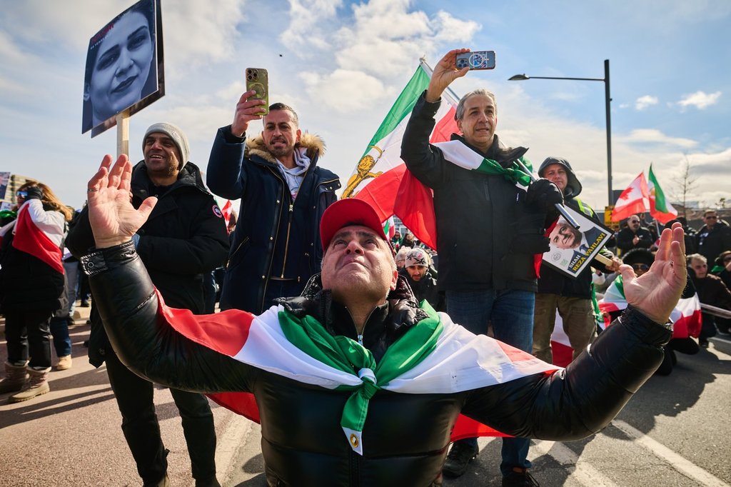 ‘At first I cried’: How Iranian Canadians are reacting to the U.S. strikes in Iran