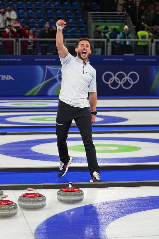 Кърлинг Флекс: Дропкин предизвиква шум на леда