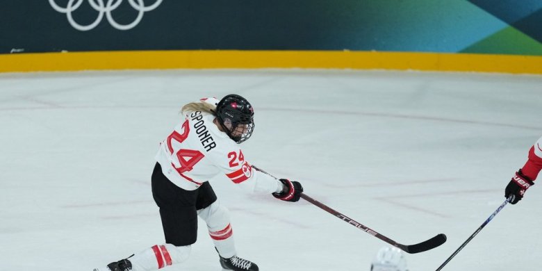 Natalie Spooner takes on Olympic Village food