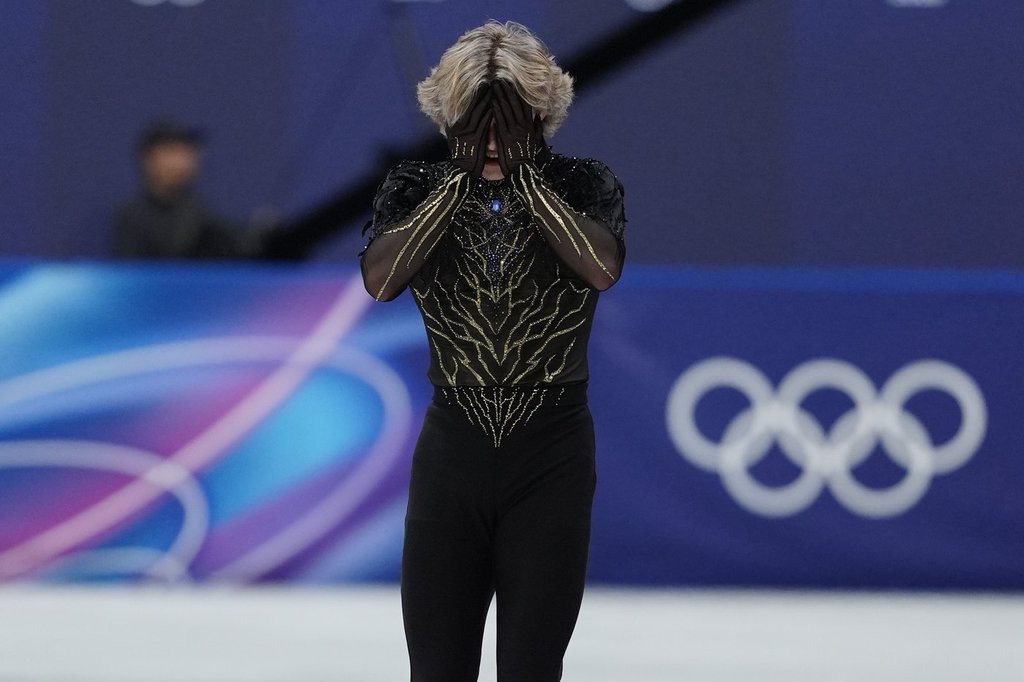 МИЛАНО – От хокейния екшън в ранния кръг и шокиращата