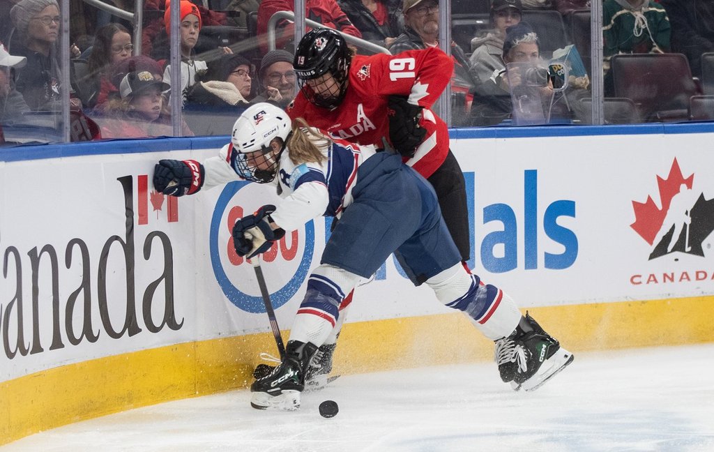 PWHL промени съперничеството, но не го прекрати