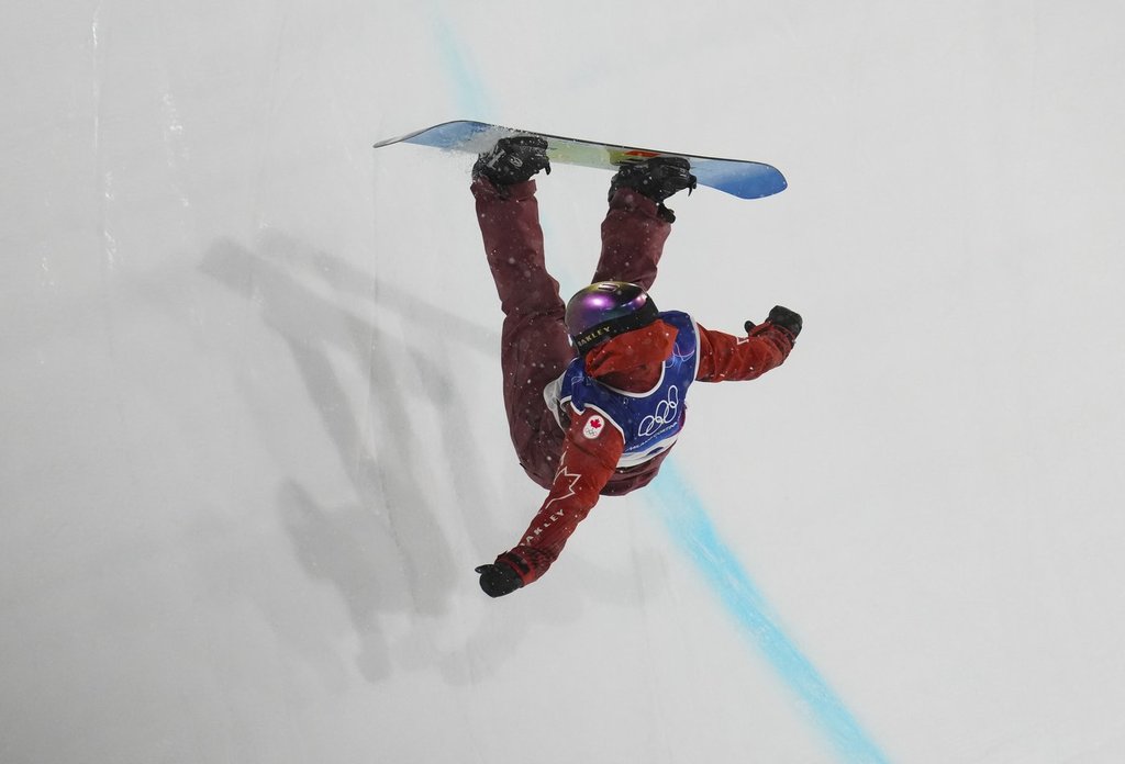 ЛИВИНЬО – Елизабет Хоскинг казва че е издържала и по