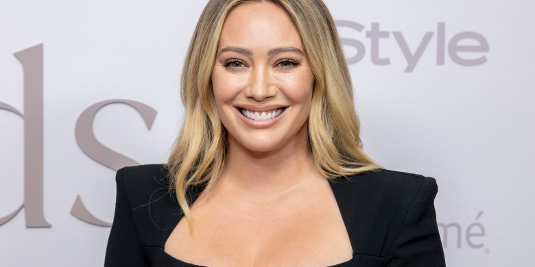 Hilary Duff announces The Lucky Me World Tour, including 9 Canadian cities