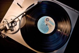 Ongoing History Daily: Facts about vinyl everyone should know (part 4)