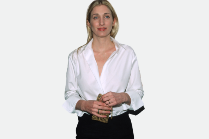 O Curador: Veja como recriar o estilo icônico dos anos 90 de Carolyn Bessette-Kennedy – Nacional O Curador: Veja como recriar o estilo icônico dos anos 90 de Carolyn Bessette-Kennedy – Nacional