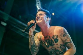 How Cameron Whitcomb’s JUNO-Nominated Album Led to a Brutal Airbnb Review