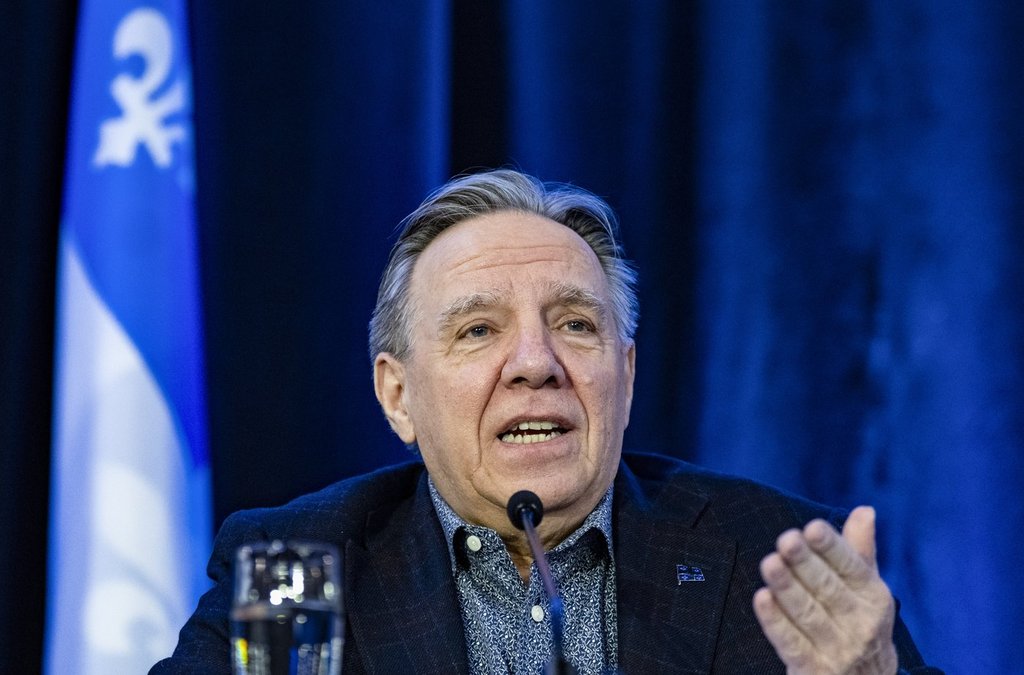 Правителството на Квебек се присъедини към бизнес и политическите лидери