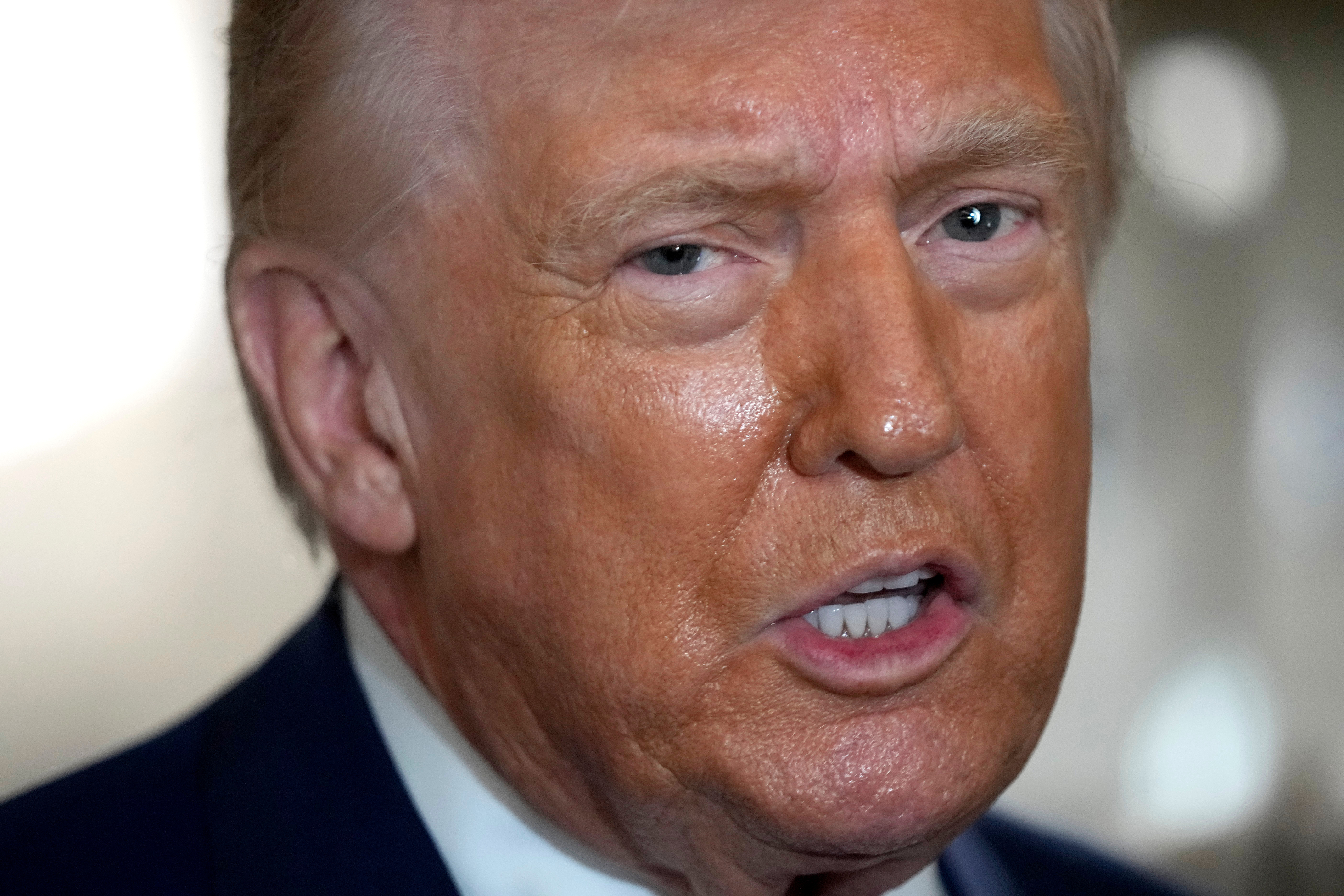 Митата на Тръмп върху Канада и света са незаконни, постановява Върховният съд на САЩ