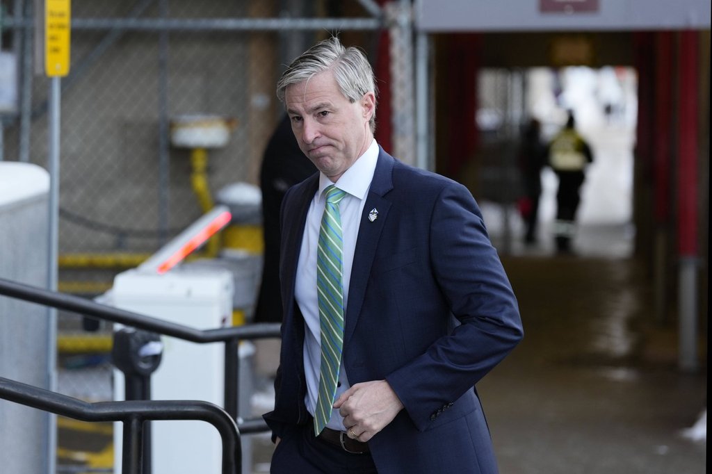 Premier of Nova Scotia Tim Houston arrives for a first ministers meeting in Ottawa, on Thursday, Jan. 29, 2026. THE CANADIAN PRESS/Justin Tang.