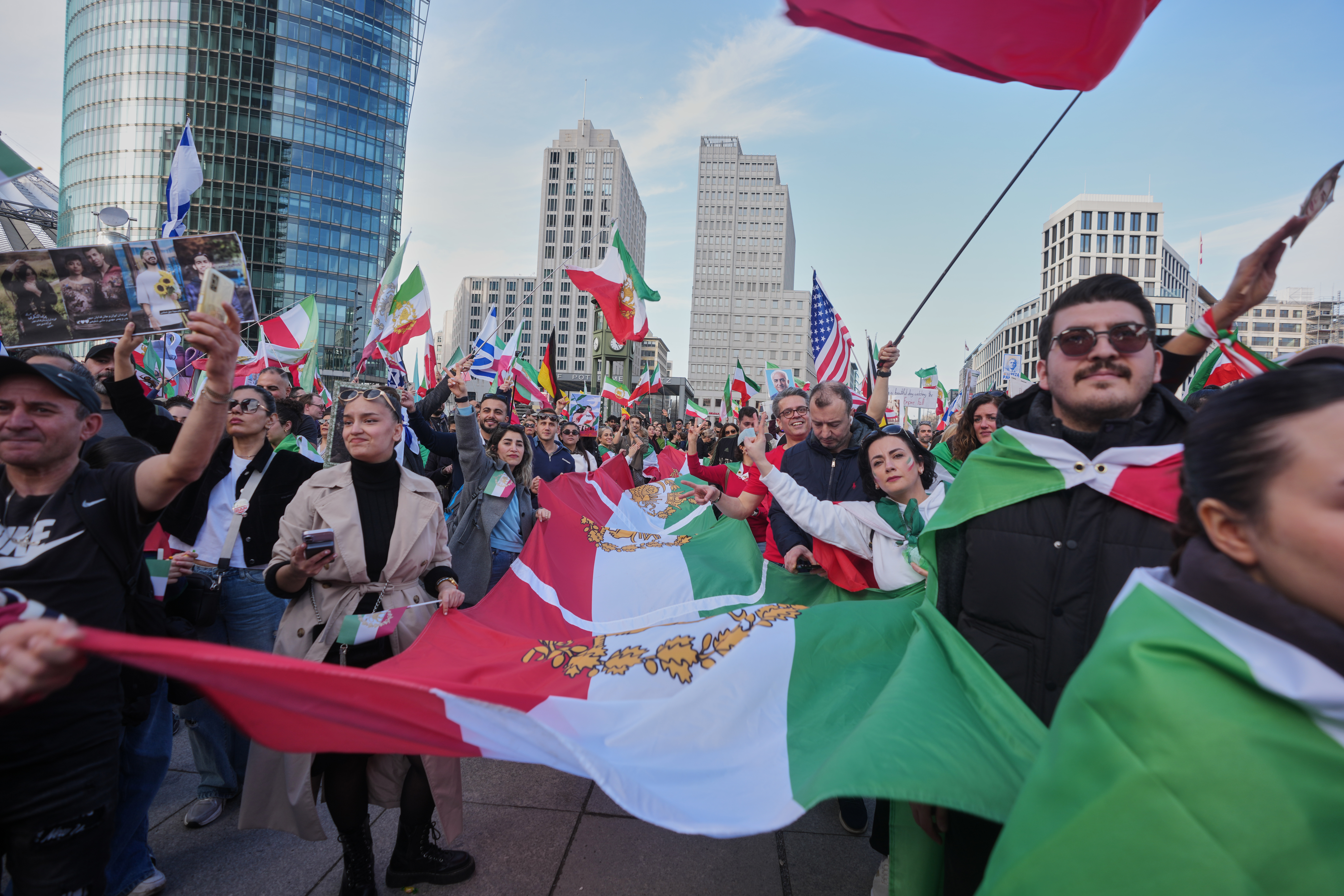 As U.S. and Israel attack Iran, the world reacts: ‘Grave consequences’