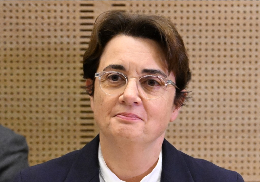 Louvre Museum director resigns months after crown jewel heist in Paris