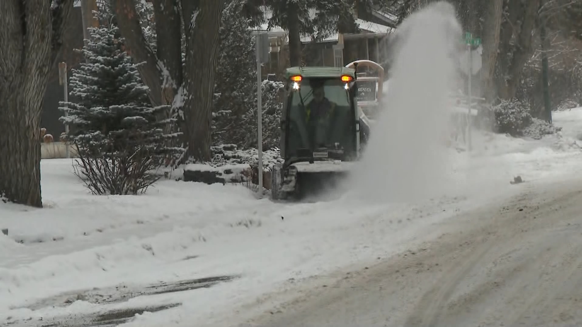 Meteorologists warn Alberta travel could be tricky, up to 30 cm of snow forecast