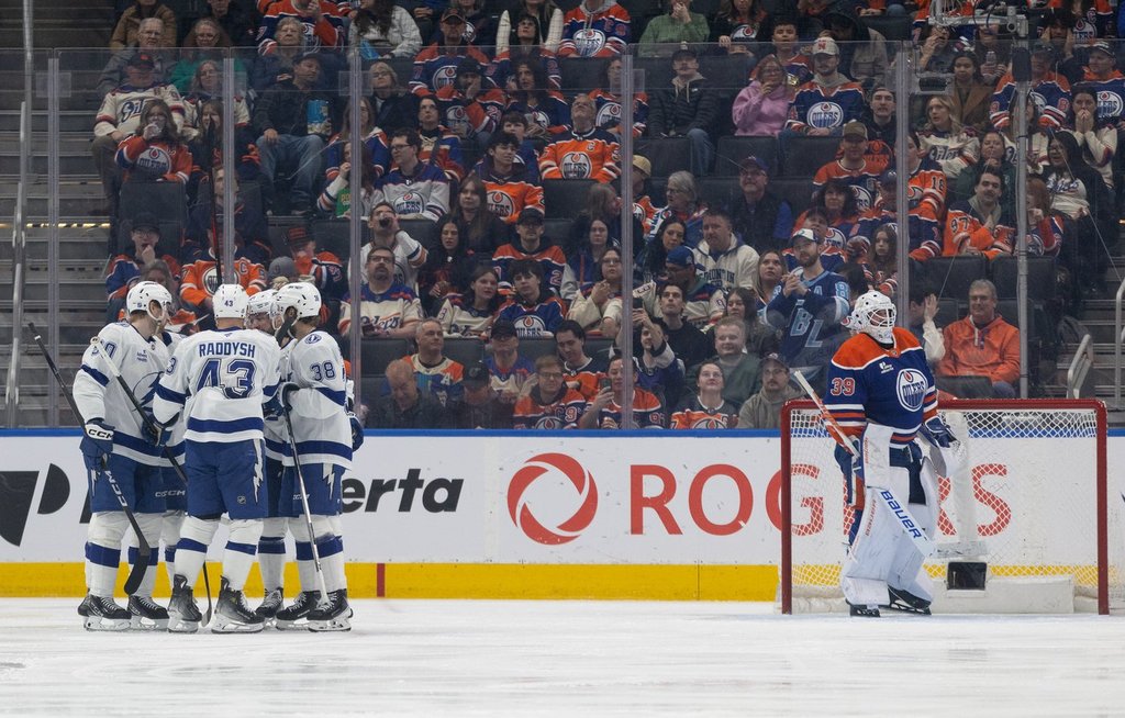 Kucherov shines for Lightning in win over Oilers
