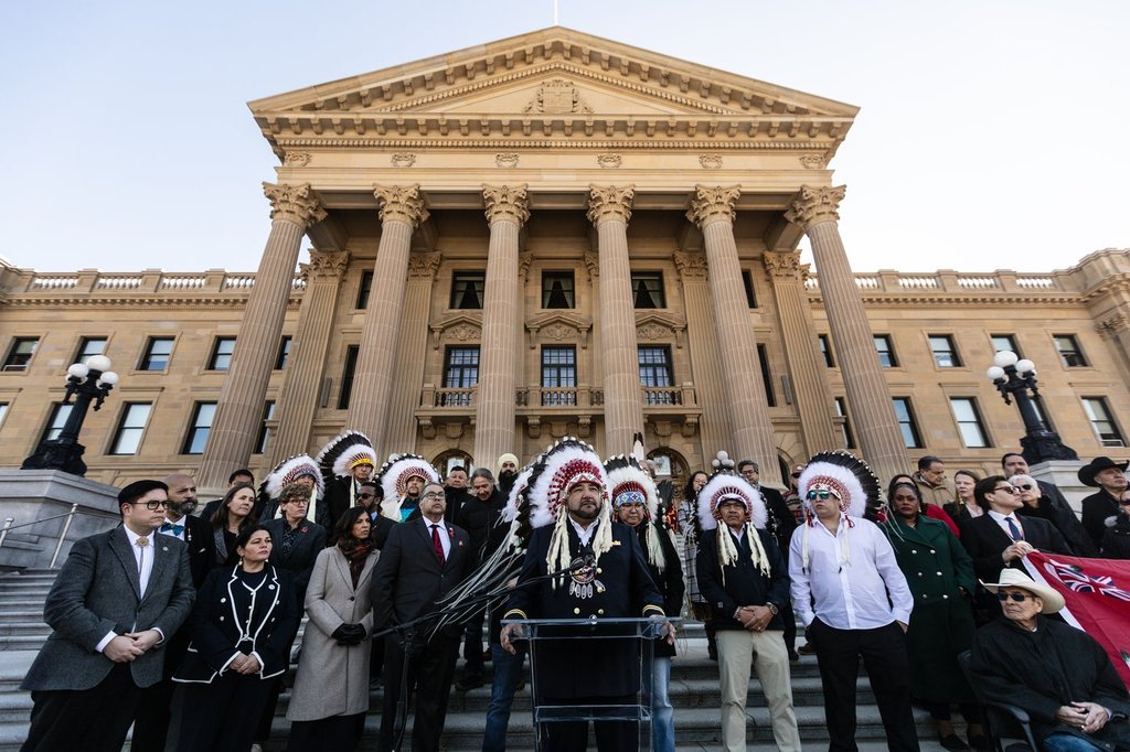 Indigenous chiefs head to Alberta legislature to push province to nip separatism push