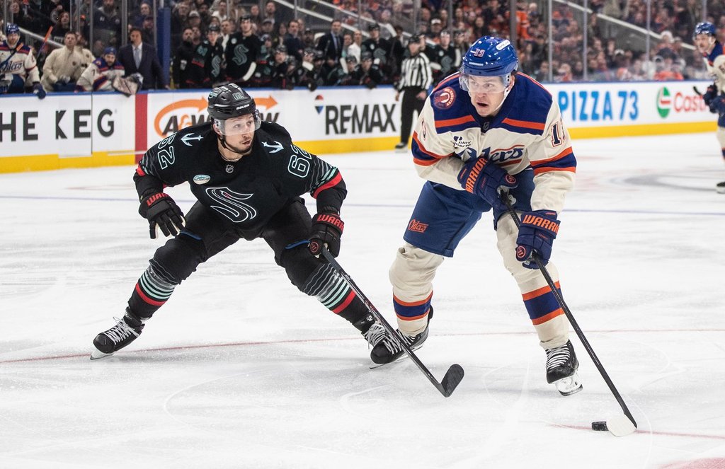 Oilers forward Janmark has season-ending surgery