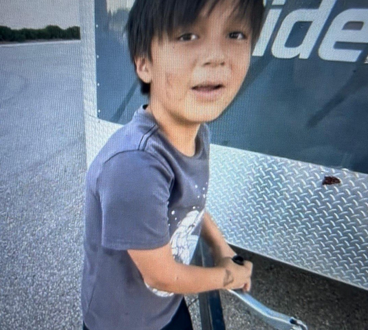 Police search for missing 11-year-old boy last seen in Regina