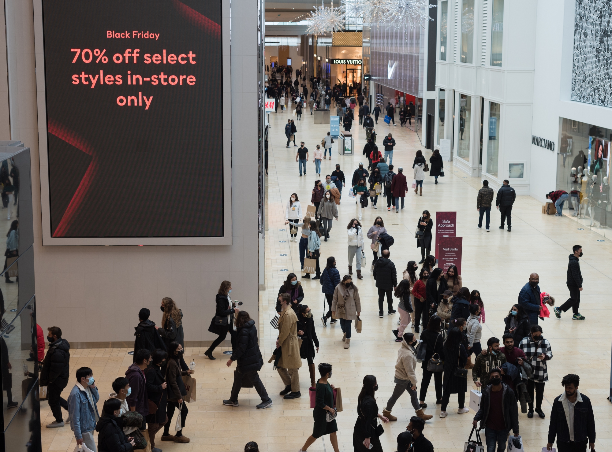 Ontario Retailers Win the Fight for Holiday Profit as Labor Protections Erode