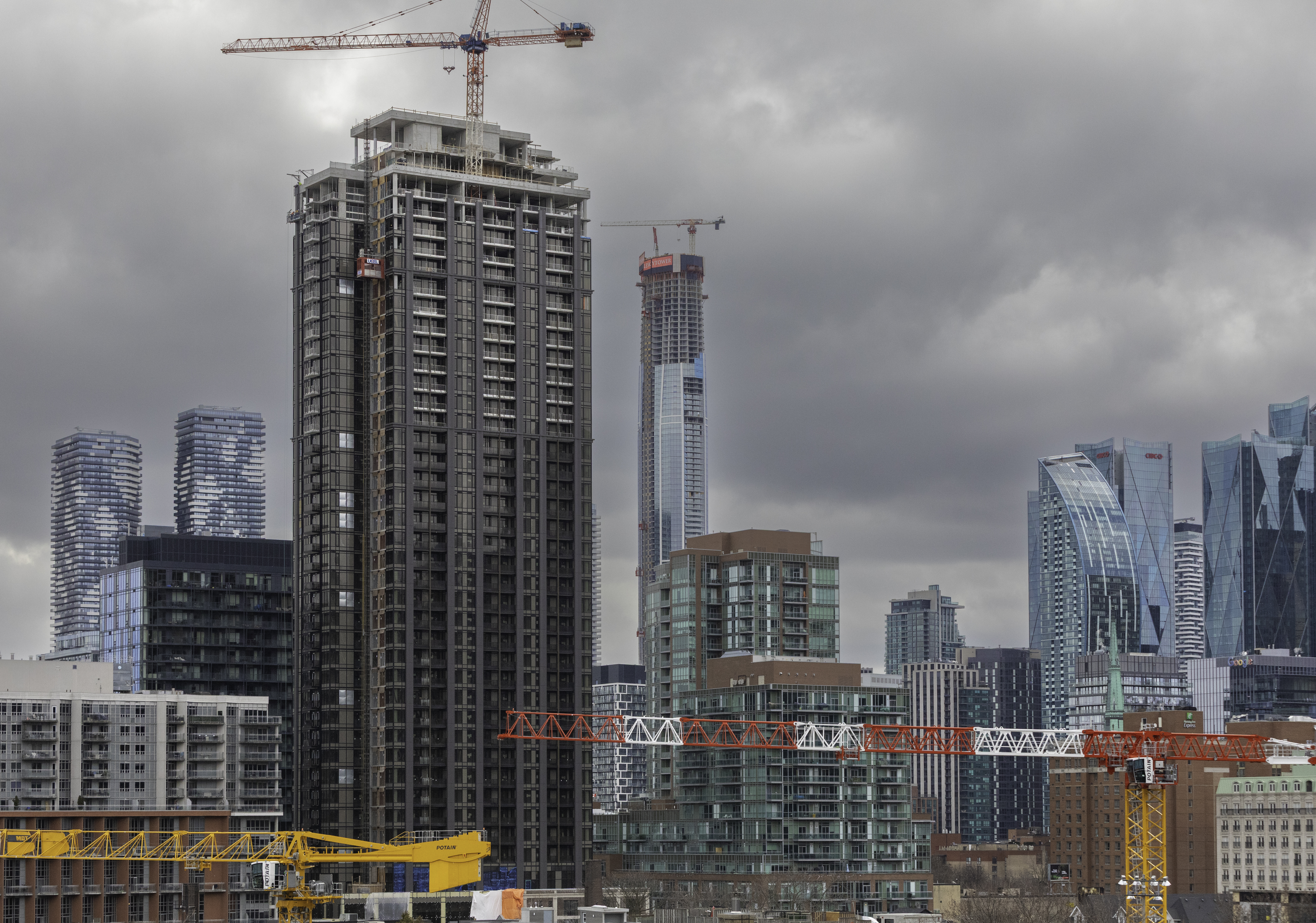 Ford government planning to waive HST on new homes for 1 year